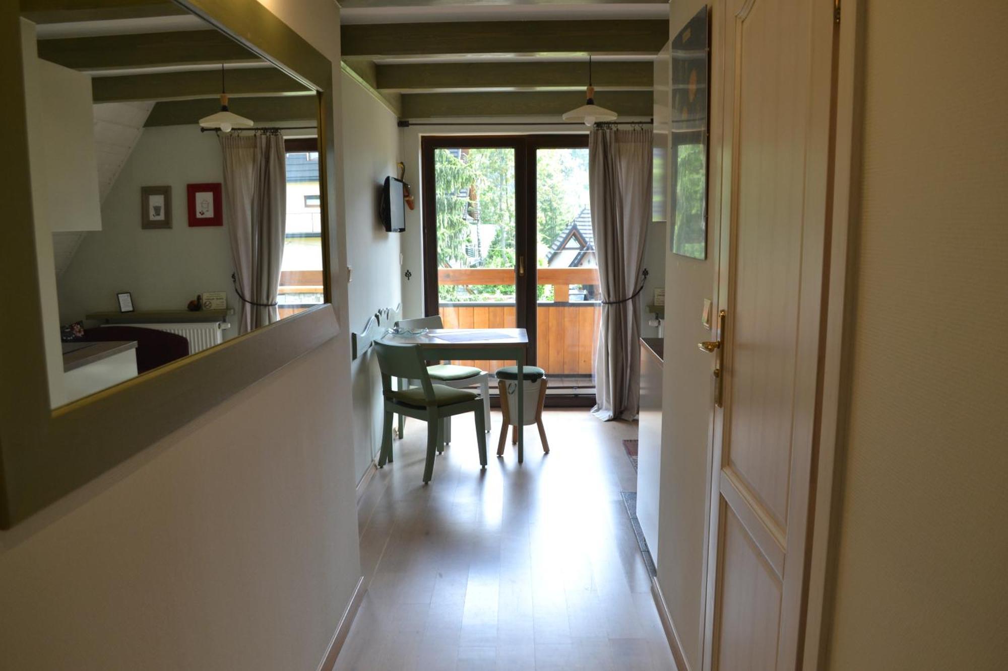 Apartamenty Inny Swiat Zakopane Phòng bức ảnh